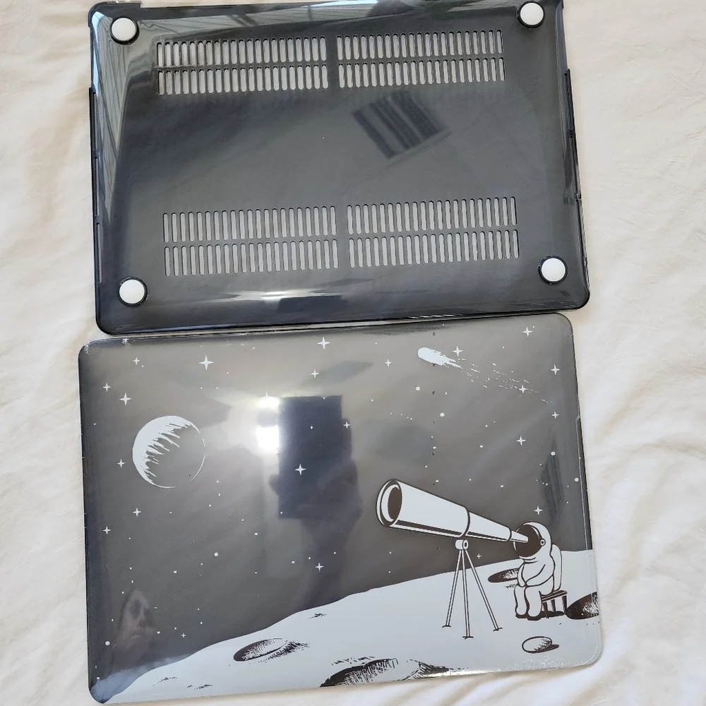 Space-Themed Laptop Case – Black, for MacBook Pro 13
